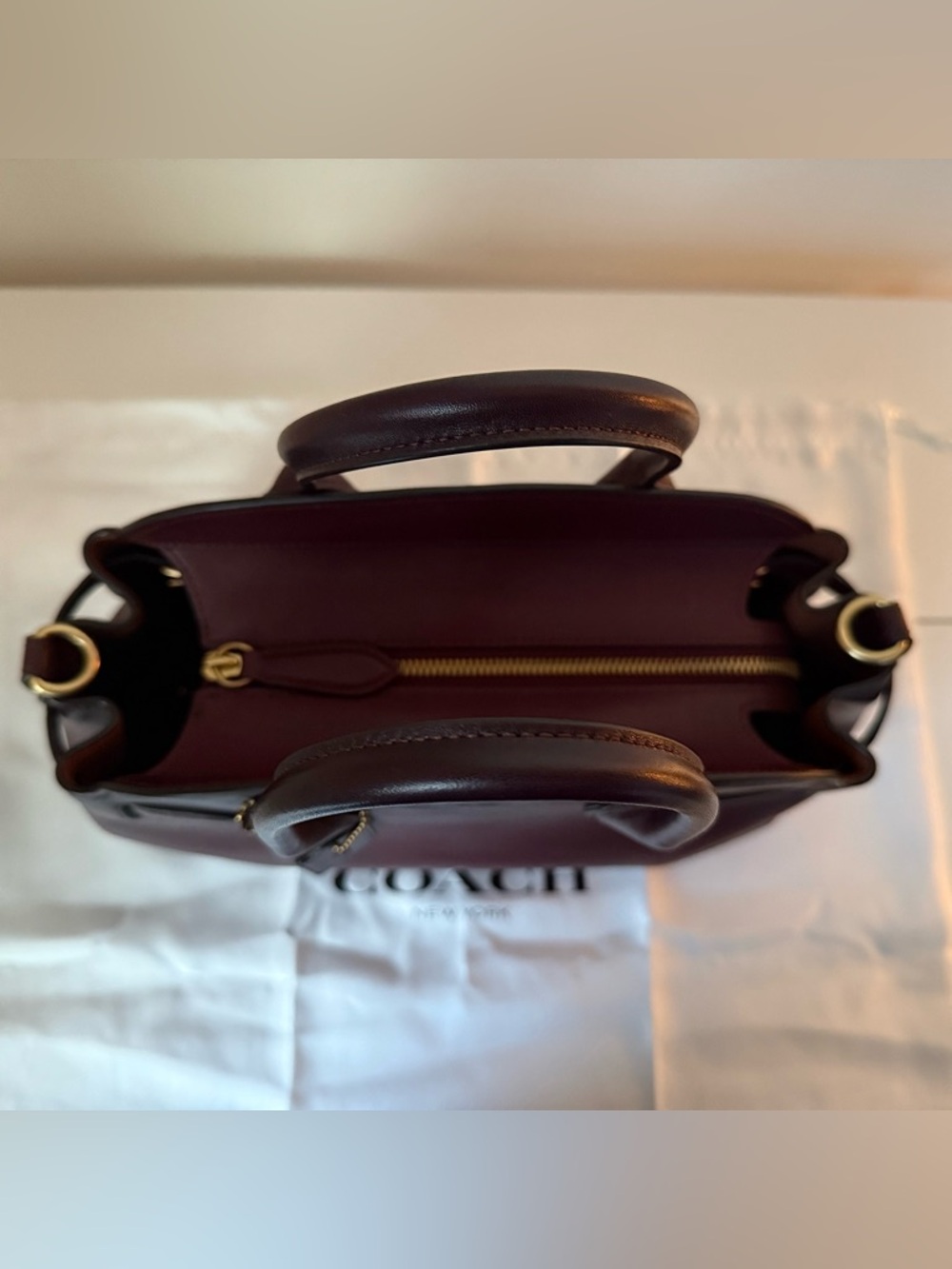 Coach Empire 28 Merlot - Picture 7 of 11